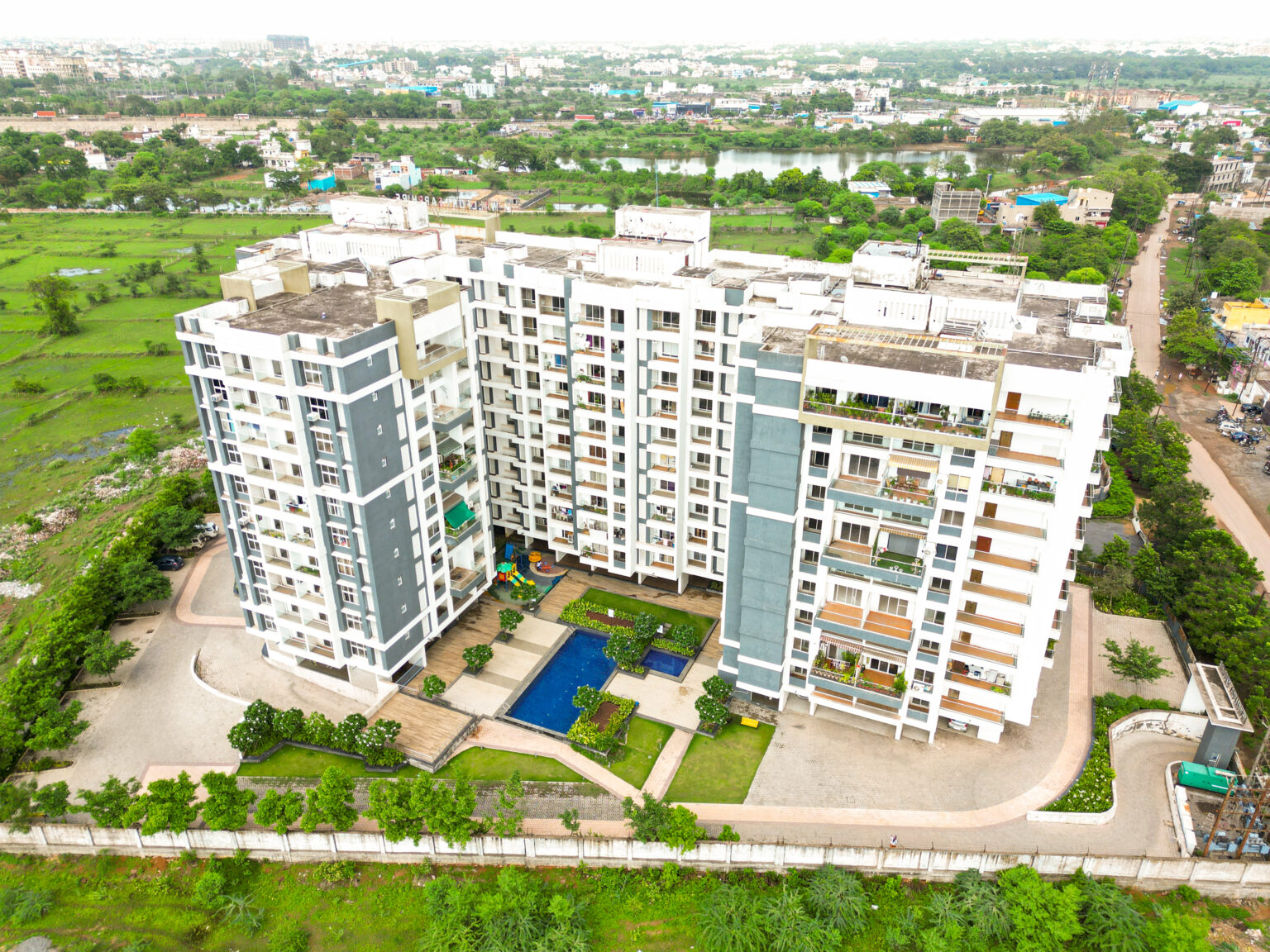 Wallfort Sapphire Sarona, Raipur – Ready-to-Move 2BHK, 3BHK & 4BHK Luxury Apartments in Gated Community